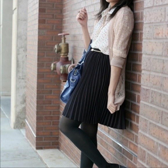 Jason Wu for Target Mini Pleated Full Skirt Black - Picture 2 of 9